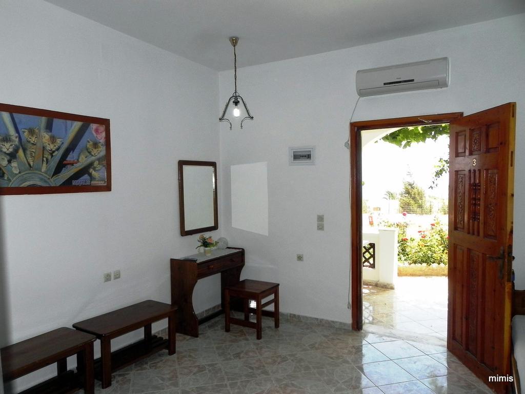 Mihalis Studios Lakki  Zimmer foto